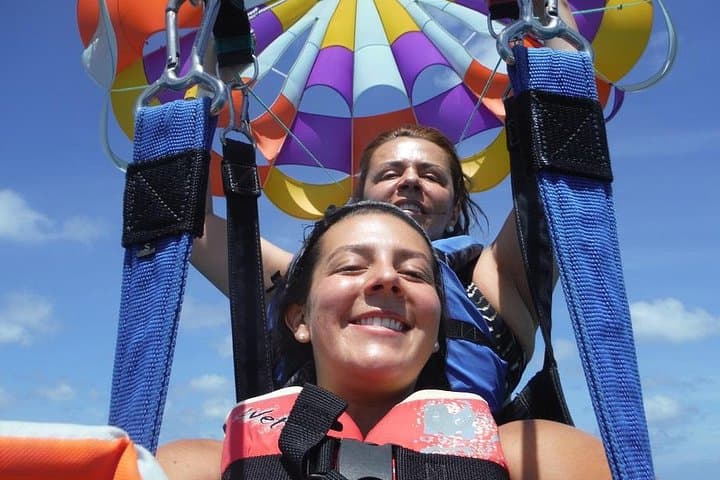Aruba Parasailing Adventure photo highlight 1
