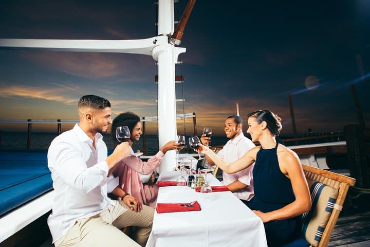 Exclusive Dinner Cruise in Aruba photo highlight 4