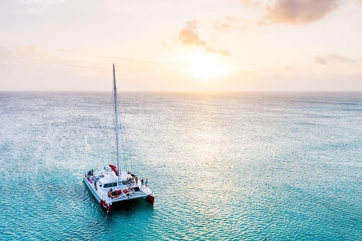 Aruba Sunset Sail with Appetizers and Open Bar gallery photo 4