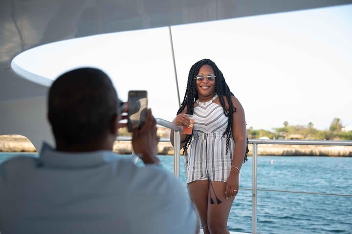 Aruba Sunset Sail with Appetizers and Open Bar photo highlight 12