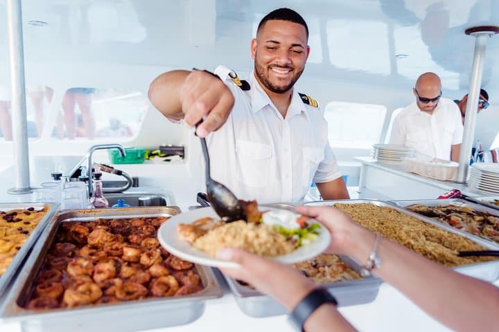 Caribbean Dinner Sail in Aruba photo highlight 3