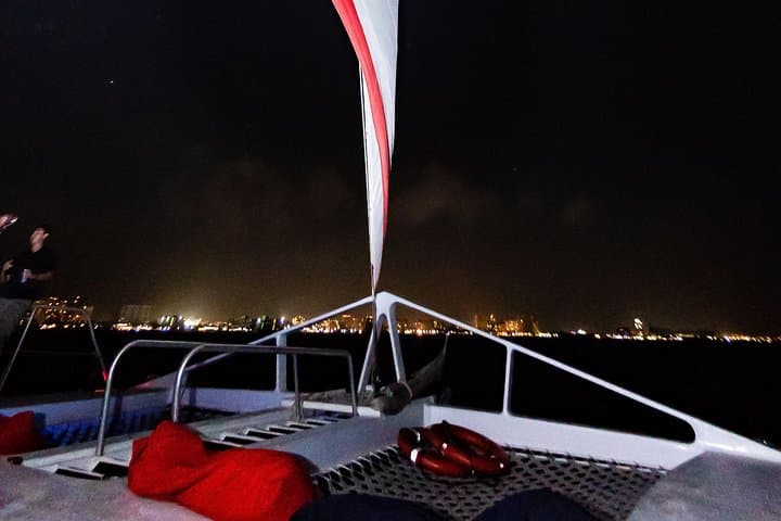 Luxury Wine and Dine Dinner Sail in Aruba photo highlight 10