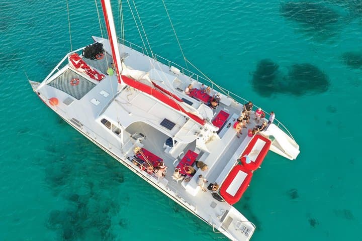 Luxury Wine and Dine Dinner Sail in Aruba photo highlight 7