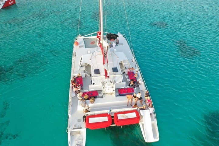 Luxury Wine and Dine Dinner Sail in Aruba photo highlight 2