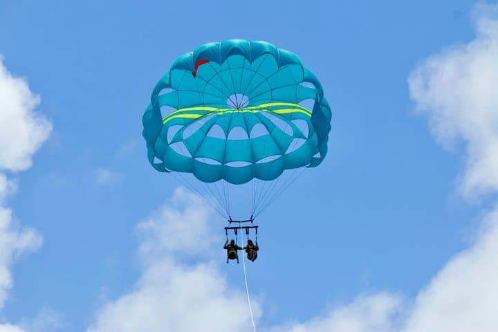 Parasailing in Aruba photo highlight 8