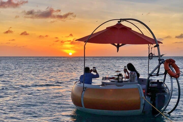 Private Aqua Donut Island Dinner in Aruba with Pick-Up photo highlight 2