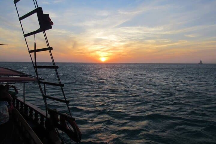 Jolly Pirate Sunset Sail Aruba photo highlight 3