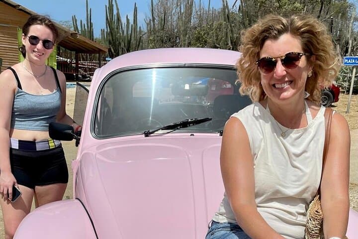 Private Vintage Car Rentals in Aruba gallery photo 4