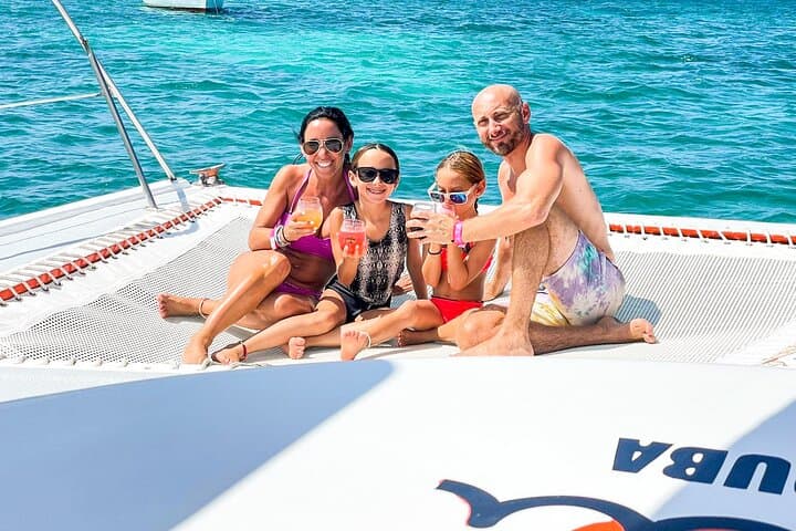 Half-Day Aruba Special Champagne Brunch Cruise photo highlight 7