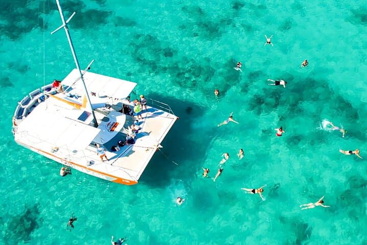 Aruba Afternoon Sailing and Snorkeling Trip With Lunch photo highlight 9