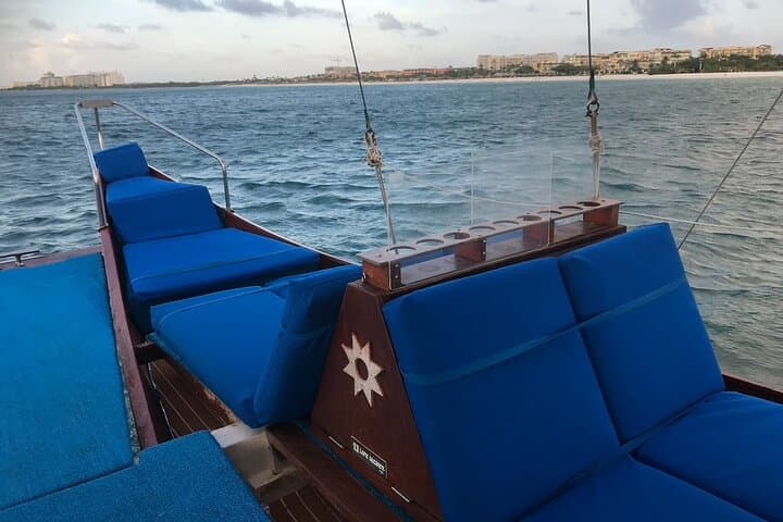 Aruba VIP Morning Delight Champagne Sailing and Snorkeling Cruise with Lunch photo highlight 5