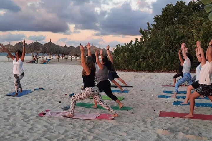 Yoga Class and Wine in Eagle Beach photo highlight 2