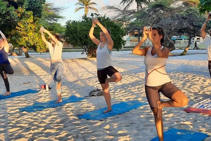 Yoga Class and Wine in Eagle Beach photo highlight 3