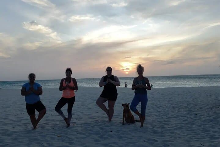 Yoga Class and Wine in Eagle Beach photo highlight 9