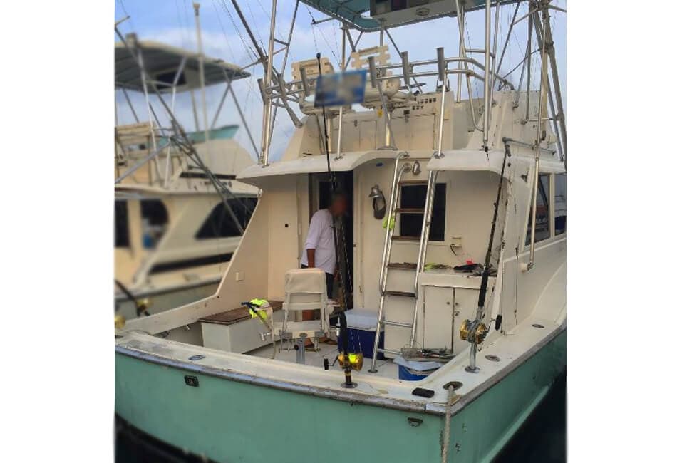 40 FT HATTERAS Sportfishing Dual Cabin Motor Yacht photo highlight 16