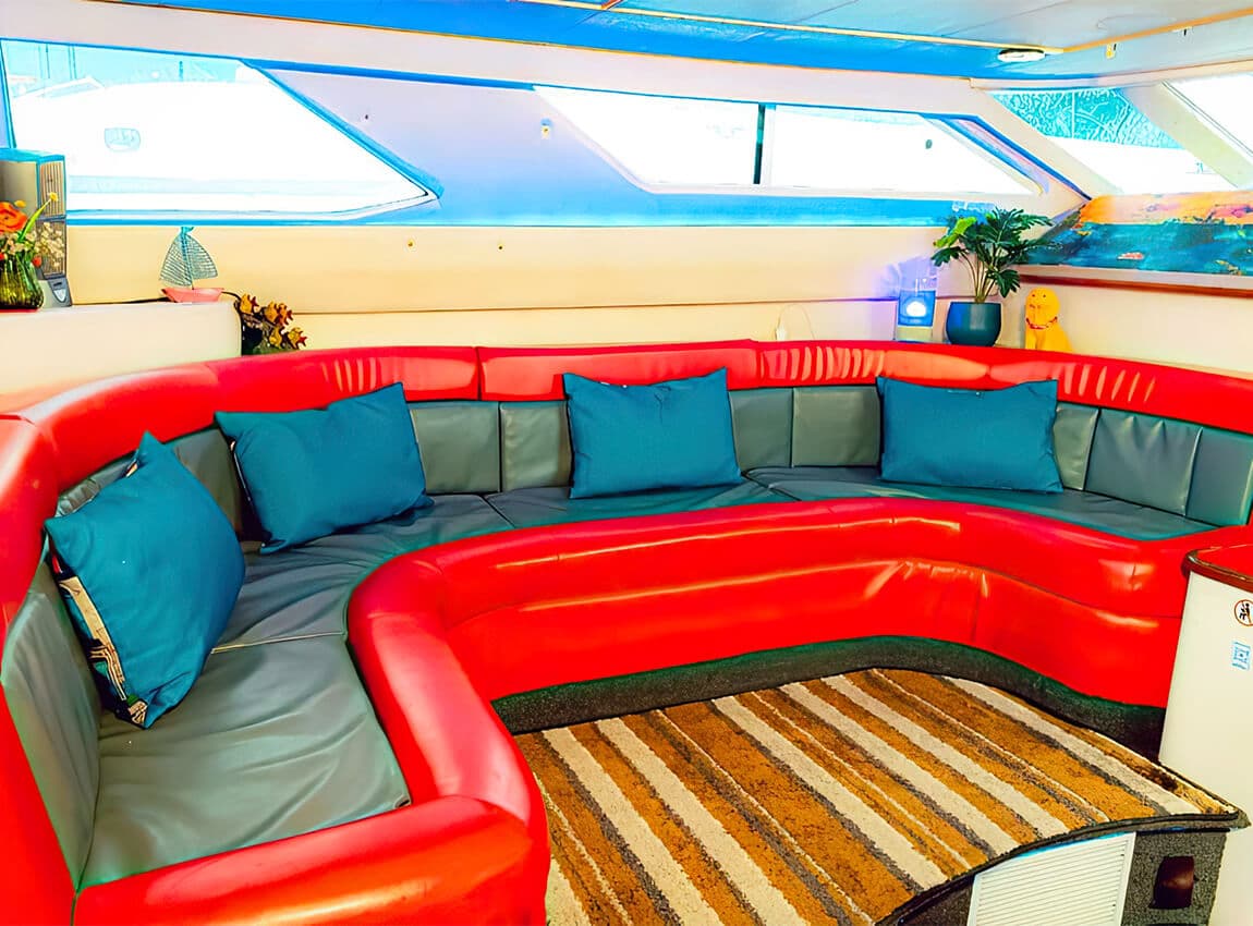 44 Ft Luxury Motor Yacht photo highlight 15