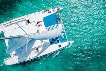 Aruba Champagne Breakfast and Lunch Cruise with Snorkeling in destination